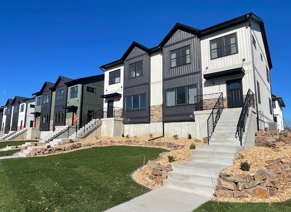 Riverbend Rentals & Property Management apartments in Eau Claire, WI