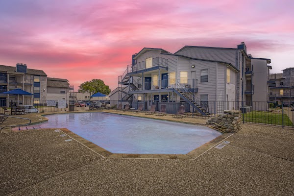 Rise at Town East apartments in Mesquite TX