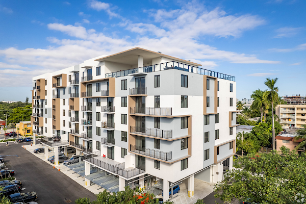 Legacy at 19th apartments in Hialeah FL