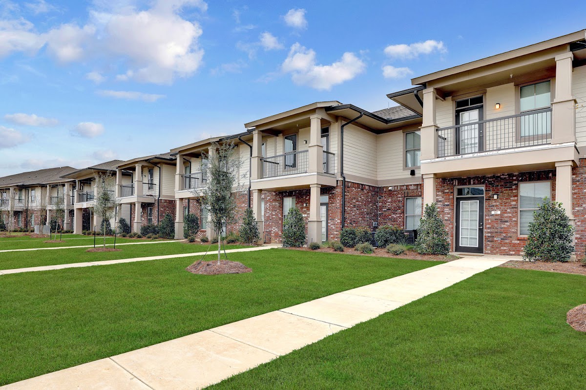 The Reserve at Couret Farms apartments in Lafayette LA