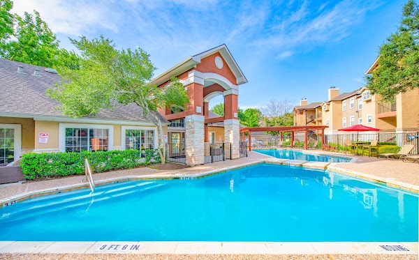 MAA Sierra Vista apartments in Round Rock TX