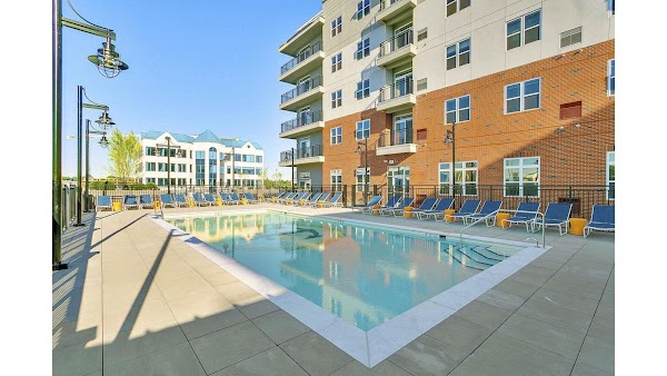 Harbor Landing apartments in Stamford CT