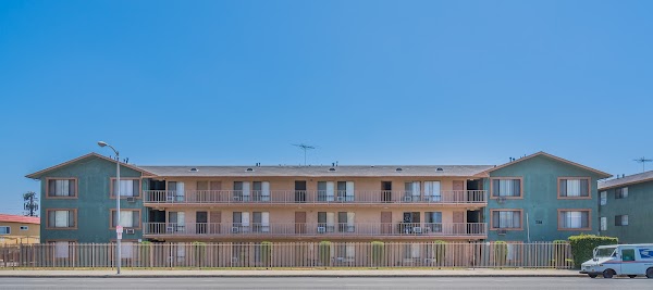 Westland @ El Segundo apartments in Compton CA