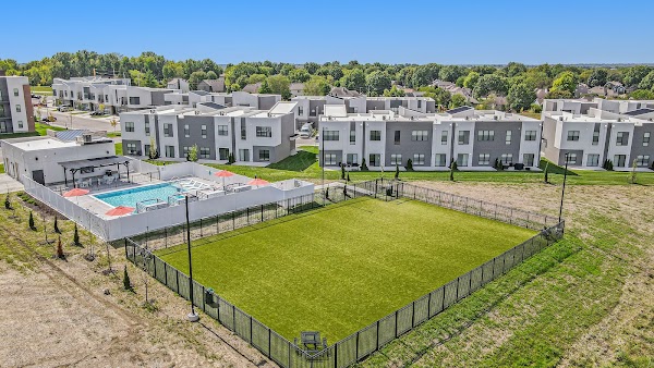 The Signature at West Pryor apartments in Lee S Summit MO