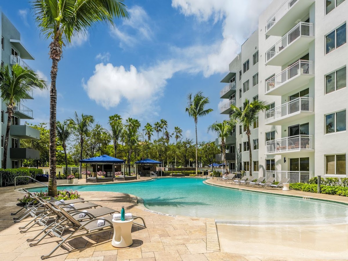 The Manor at City Place apartments in Hialeah FL