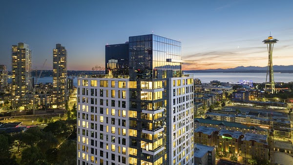 The Waverly apartments in Seattle, WA