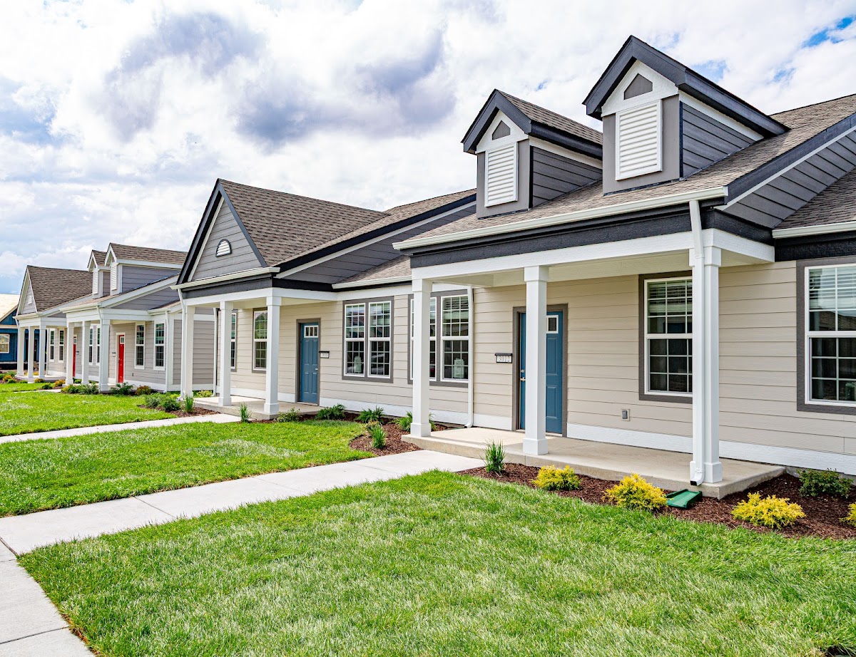 French District Villas apartments in St Charles, MO