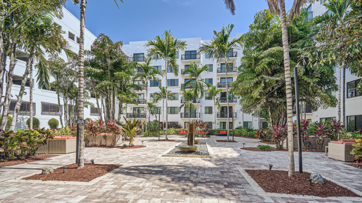 500 Ocean apartments in Boynton Beach FL