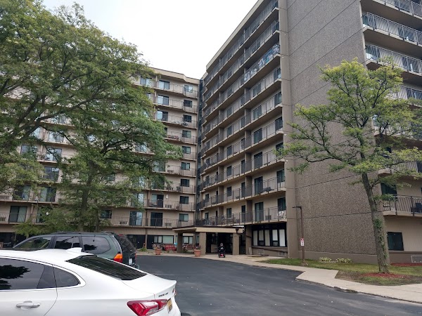Burton Place apartments in Flint MI