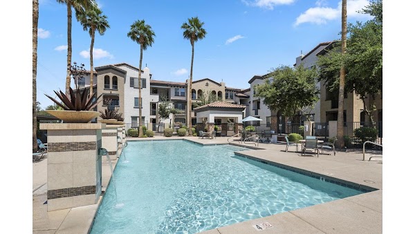 Ashton Pointe apartments in Avondale, AZ