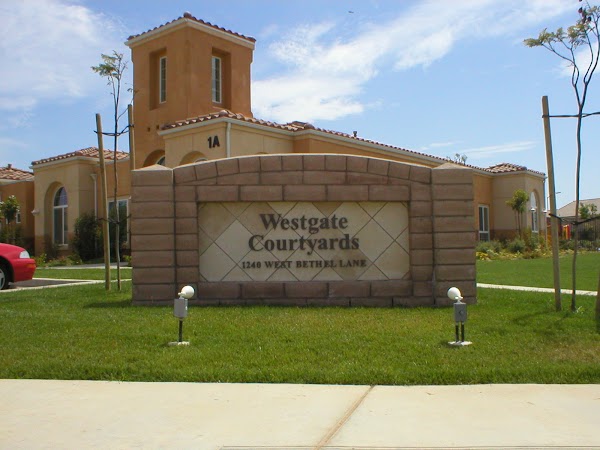 Westgate Courtyards apartments in Santa Maria CA