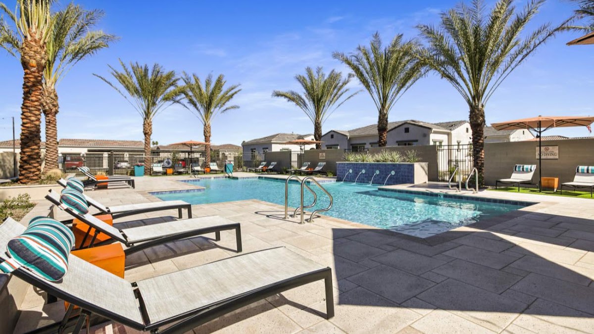 Avilla Gateway apartments in Avondale, AZ