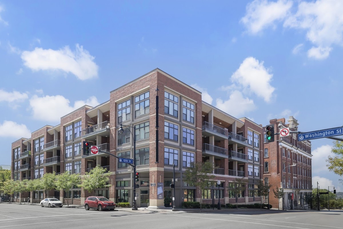 Summit on Quality Hill Apartments apartments in Kansas City, MO