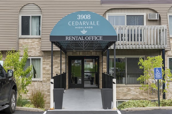 Cedarvale Highlands apartments in Eagan, MN