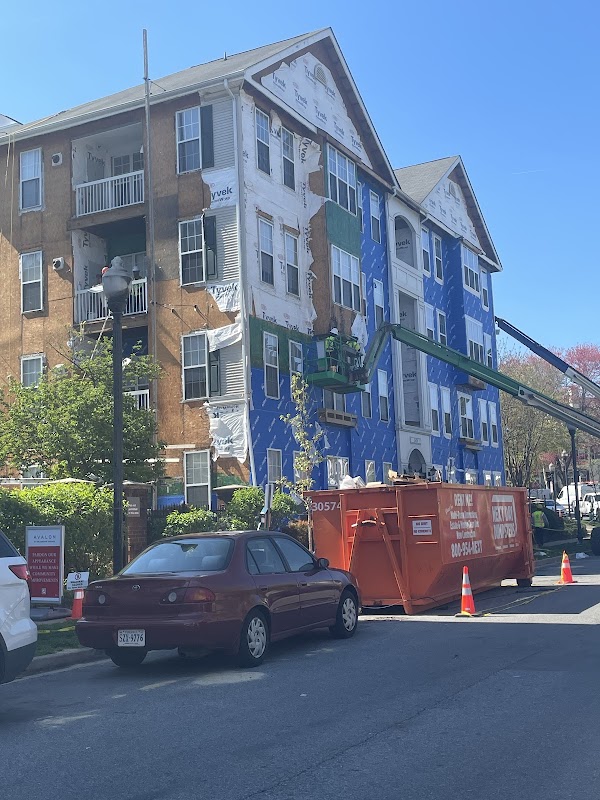 Avalon at Arlington Square apartments in Alexandria VA