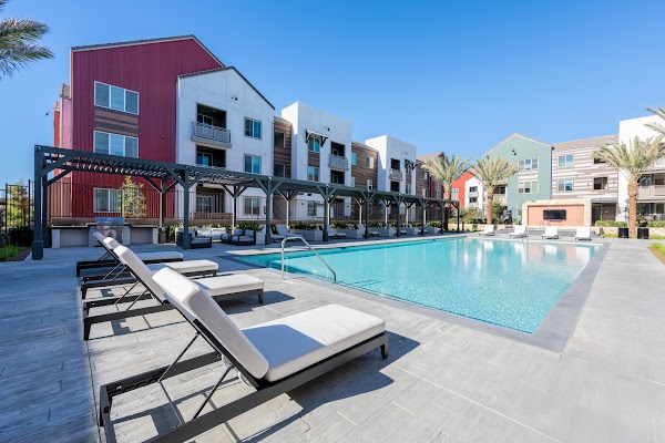 Norco Valley Square apartments in Corona CA