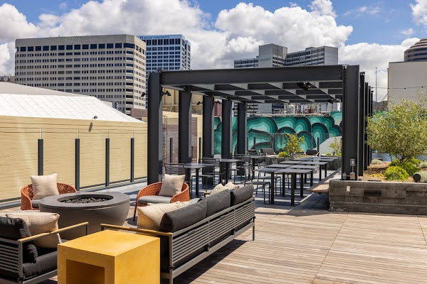 Forma apartments in Oakland, CA