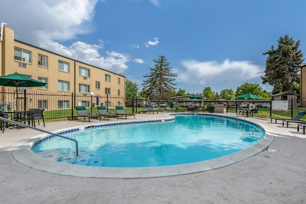 Royal Gardens Apartment Homes apartments in Greeley, CO