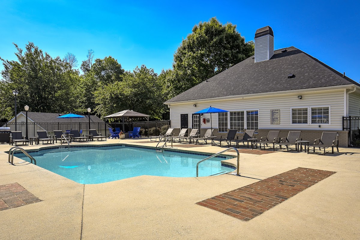 Crowne Park apartments in Winston Salem, NC