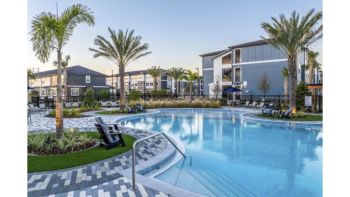 Prose Lakeside apartments in Lakeland FL