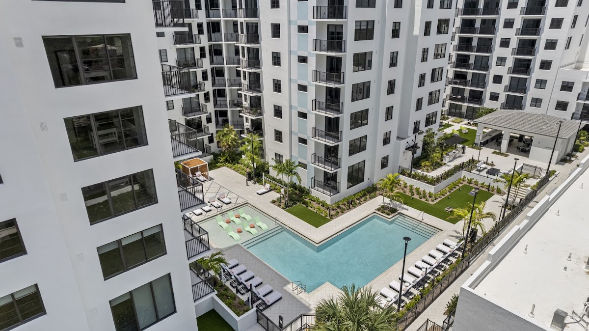 The Grand at West Palm Beach Apartments apartments in West Palm Beach FL