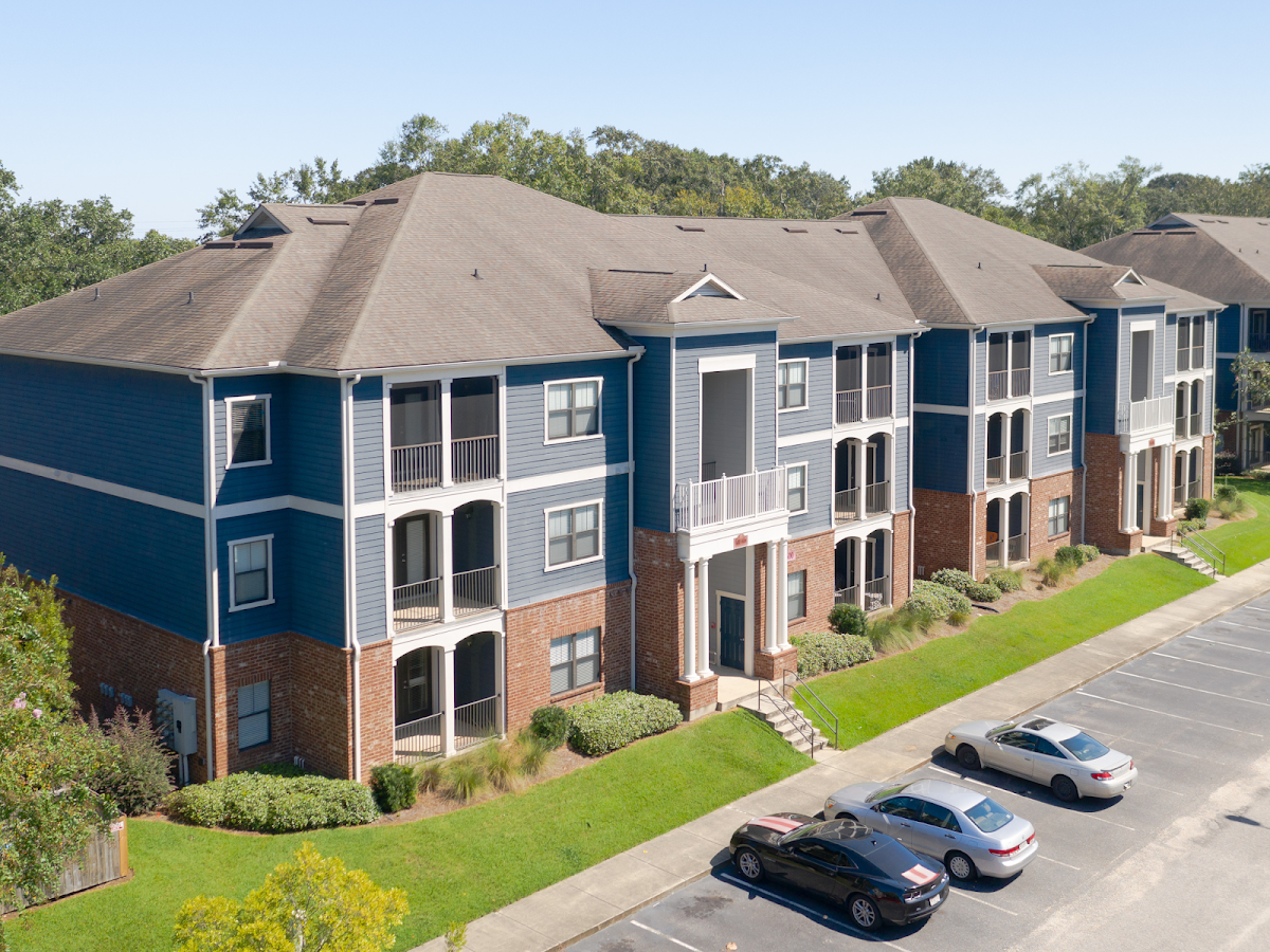 Village at Midtown apartments in Mobile AL
