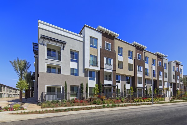 Accent apartments in Inglewood CA