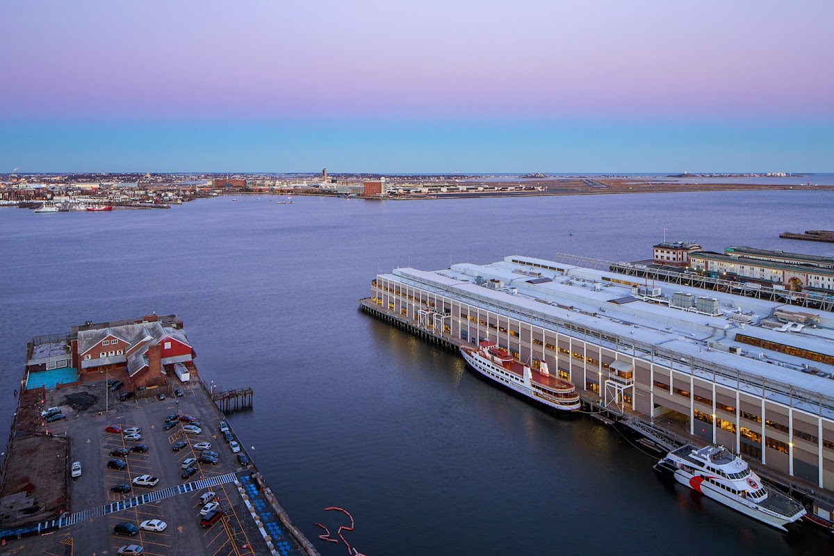 100 Pier 4 apartments in Boston, MA