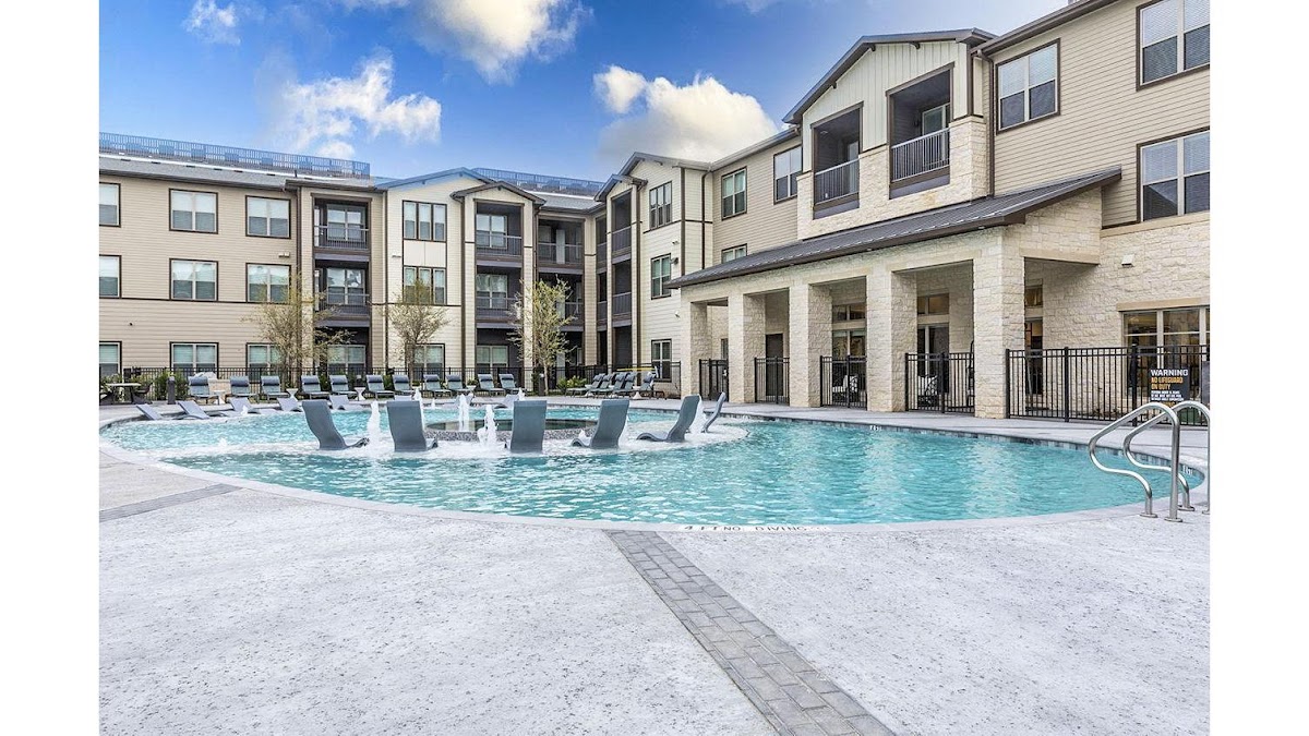 The Bridge at McKinney apartments in Mckinney TX
