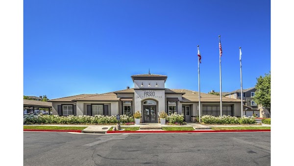 The Paseo at Town Center apartments in Santa Clarita CA