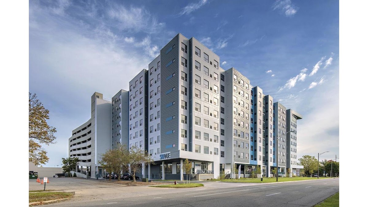 SkyVue apartments in Lansing MI