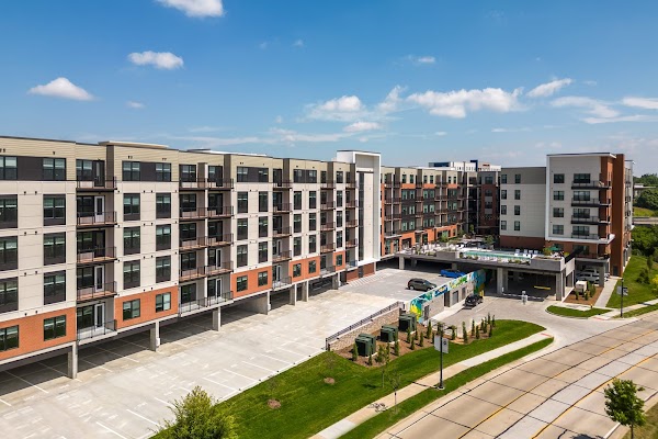 Chapter at the Streets of St. Charles apartments in St Charles, MO