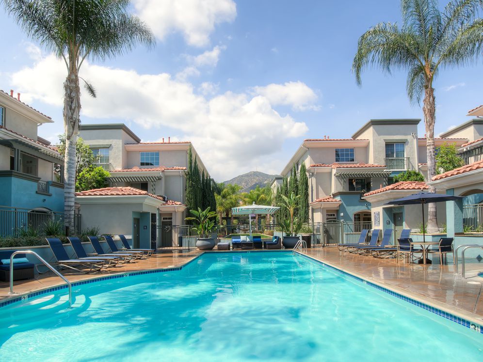 Avalon Glendale apartments in Glendale CA