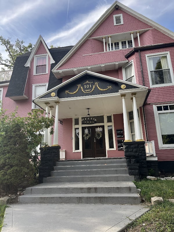 EVV Housing apartments in Evansville IN