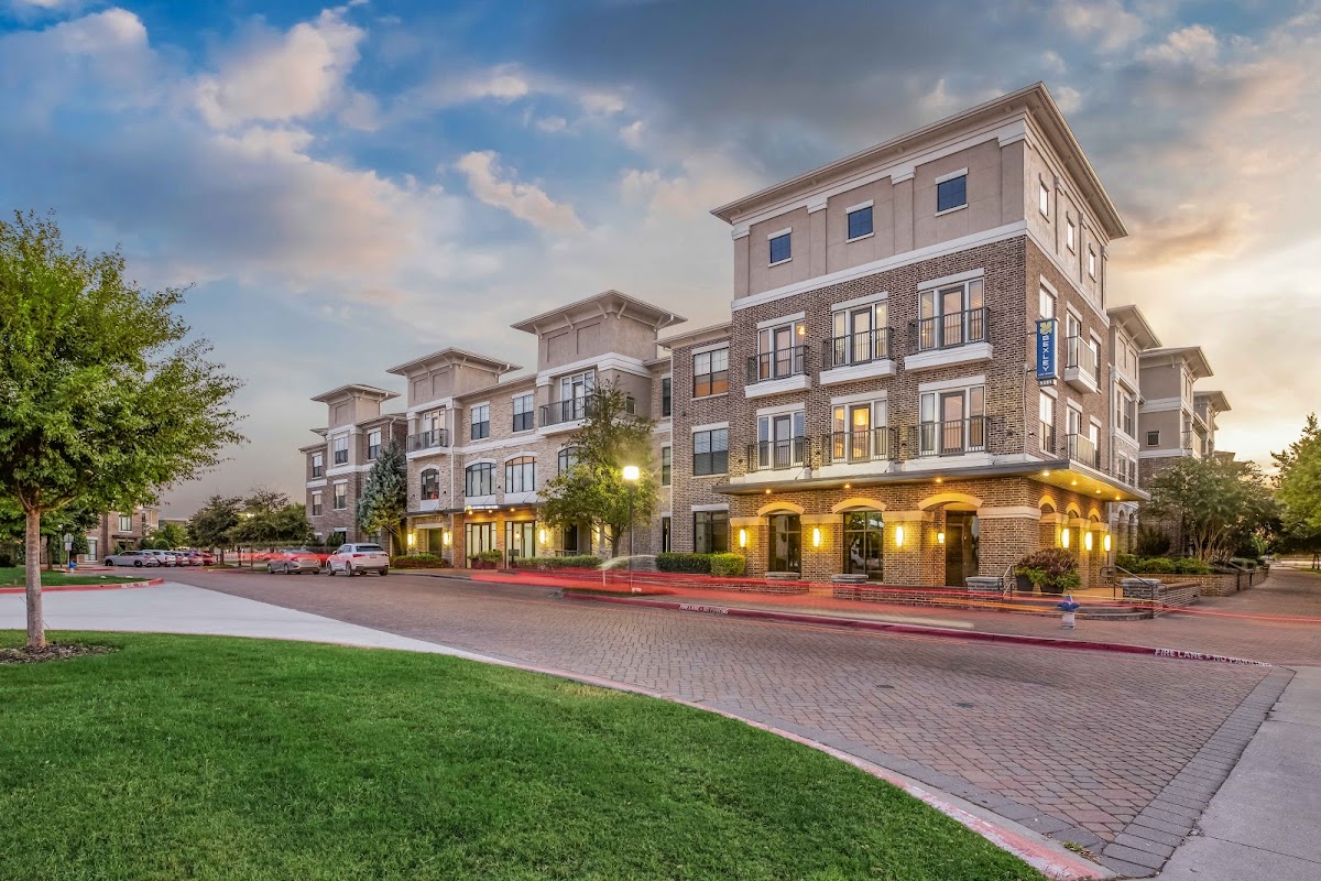 Bexley Lake Forest apartments in Allen TX