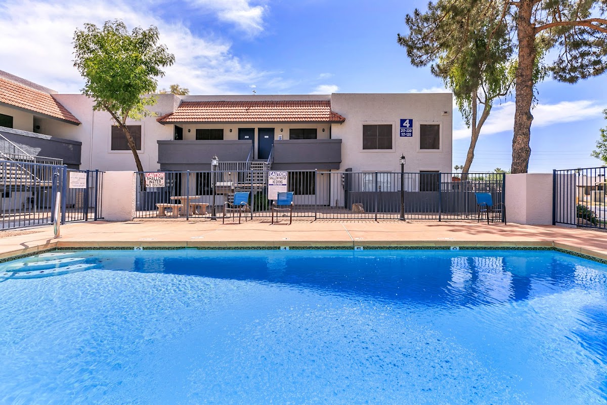 Rise Trailside apartments in Peoria AZ