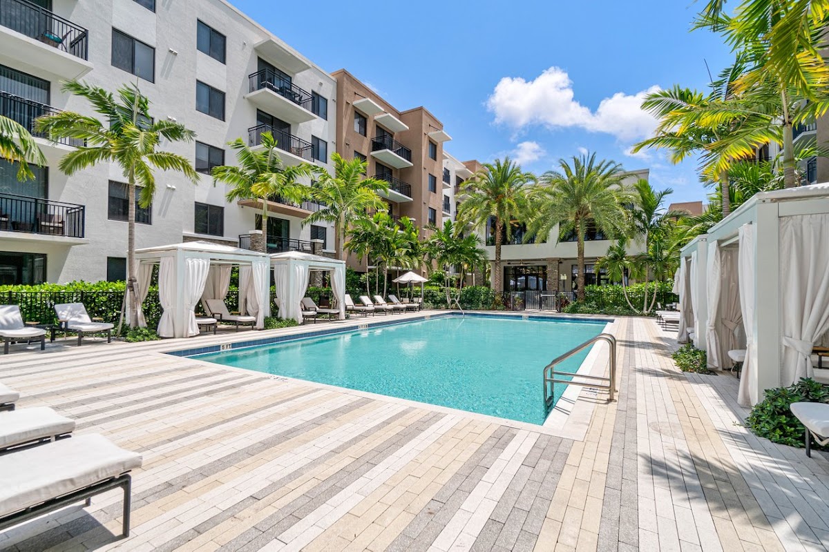 Cortland Deerfield Station apartments in Boca Raton FL