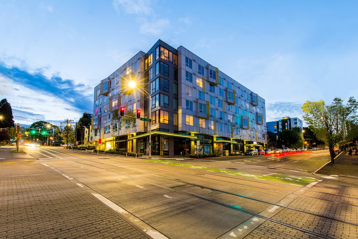 Anthem on 12th apartments in Seattle, WA