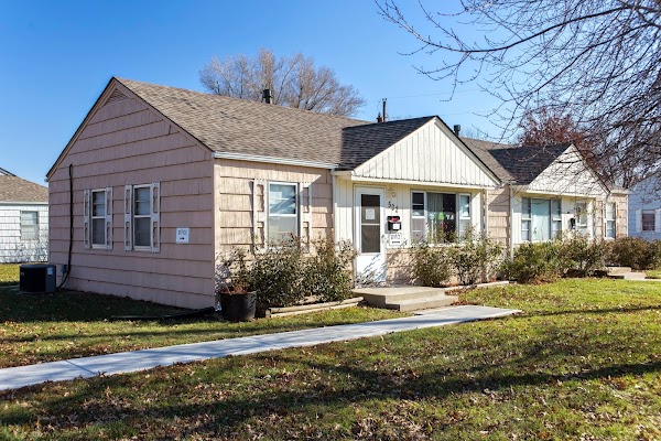 Lakeview Residences apartments in Olathe KS