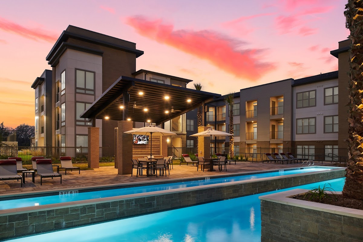 Lake Walk at Traditions apartments in College Station TX