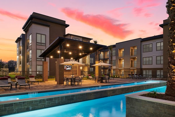 Lake Walk at Traditions apartments in College Station TX