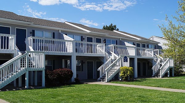 Eagle Ridge Apartments apartments in Lawrence, KS