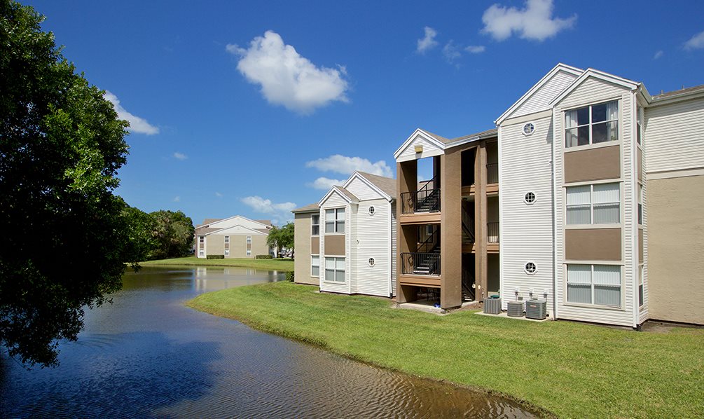 10X Port St. Lucie apartments in Port St Lucie, FL