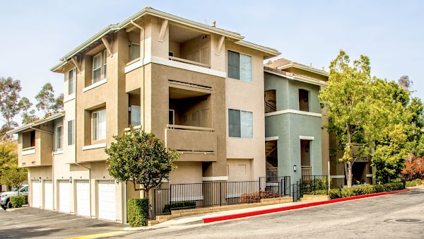 Skycrest Apartments apartments in Santa Clarita CA