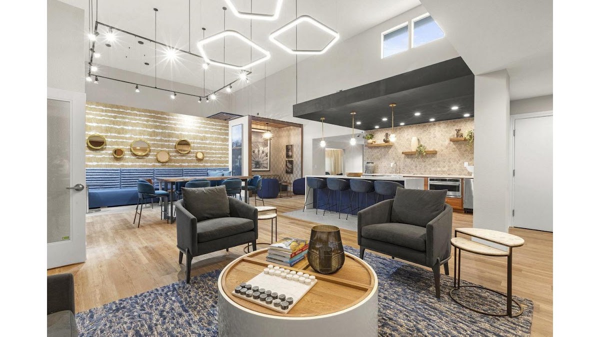 Avana Star Lake apartments in Kent WA
