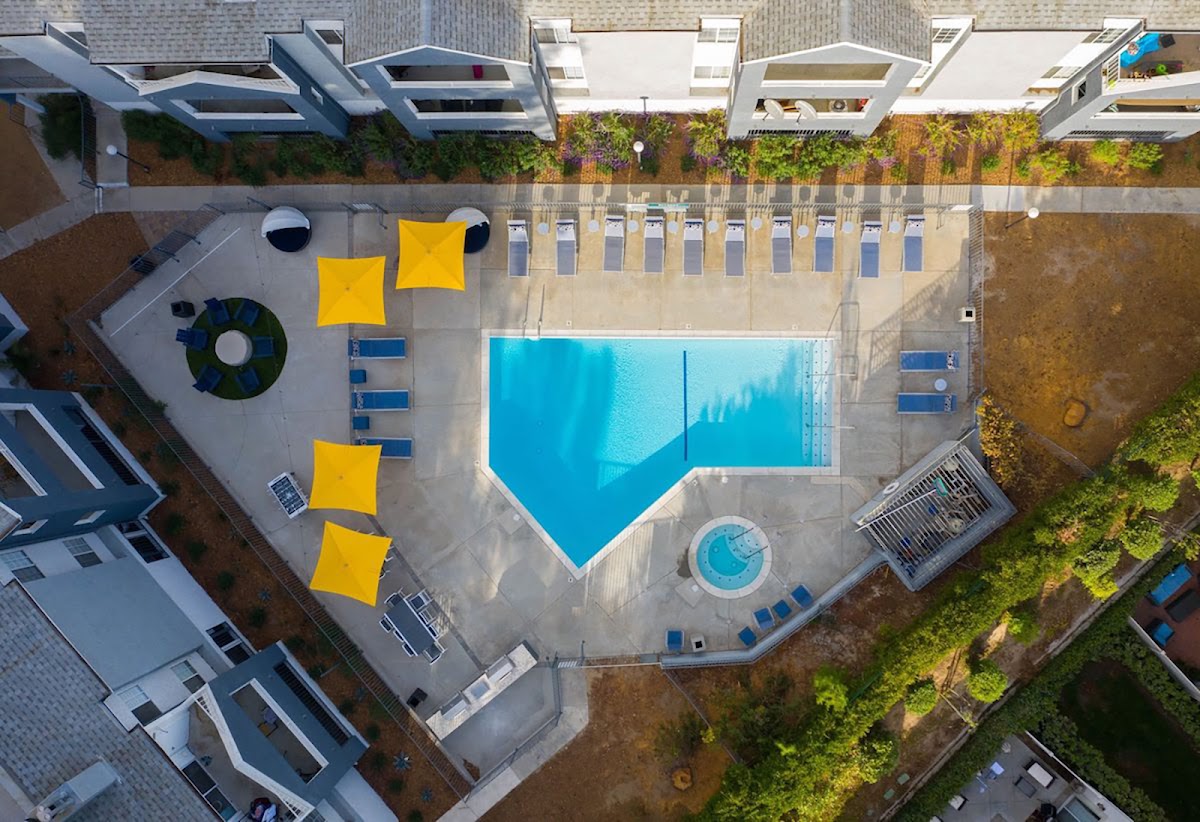 The Retreat apartments in Santa Clarita CA