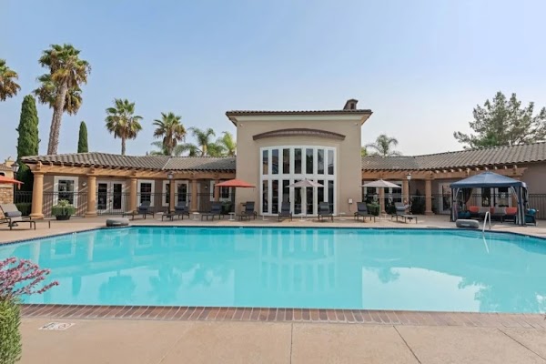 Sofi Shadowridge apartments in Vista CA