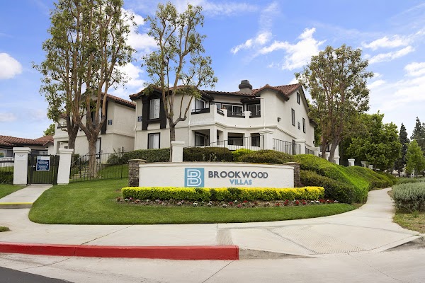 Brookwood Villas apartments in Corona CA