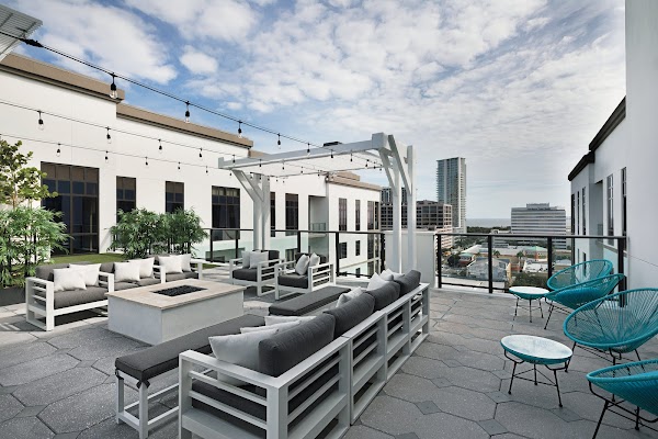Avanti apartments in St Petersburg, FL