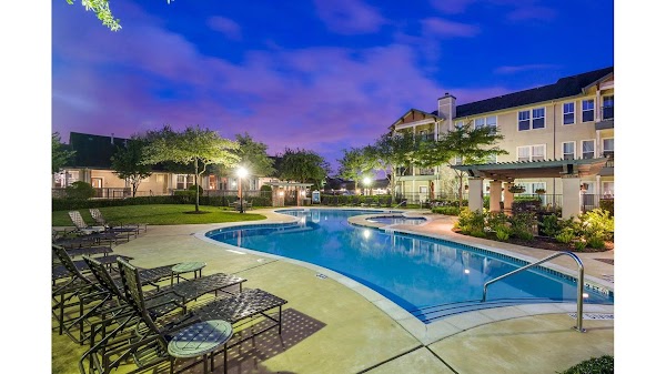 Broadwater apartments in Pasadena TX